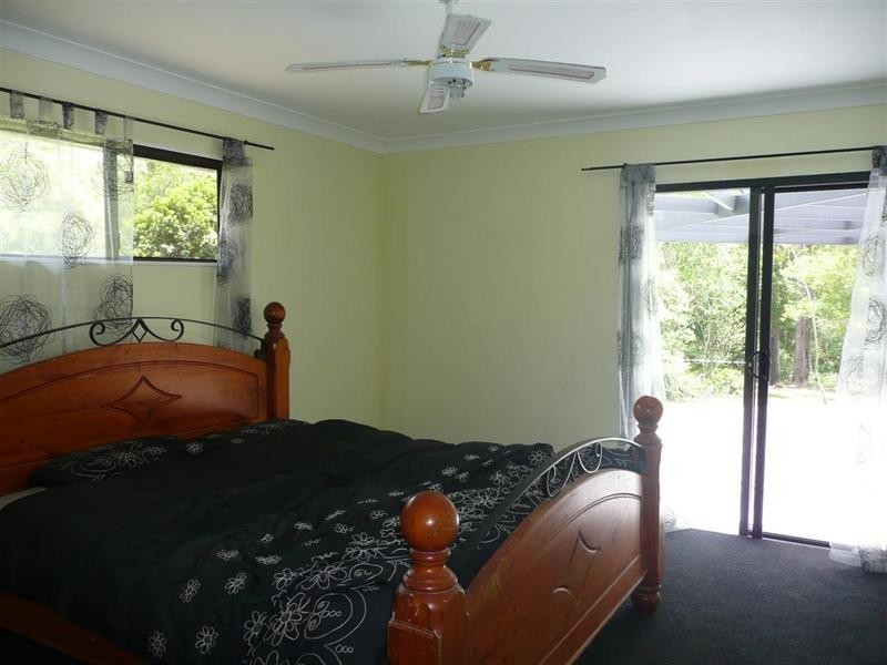164 Pikes Road, Glass House Mountains QLD 4518
