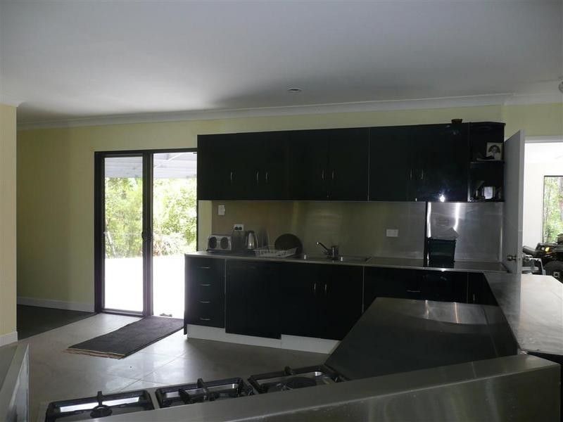 164 Pikes Road, Glass House Mountains QLD 4518