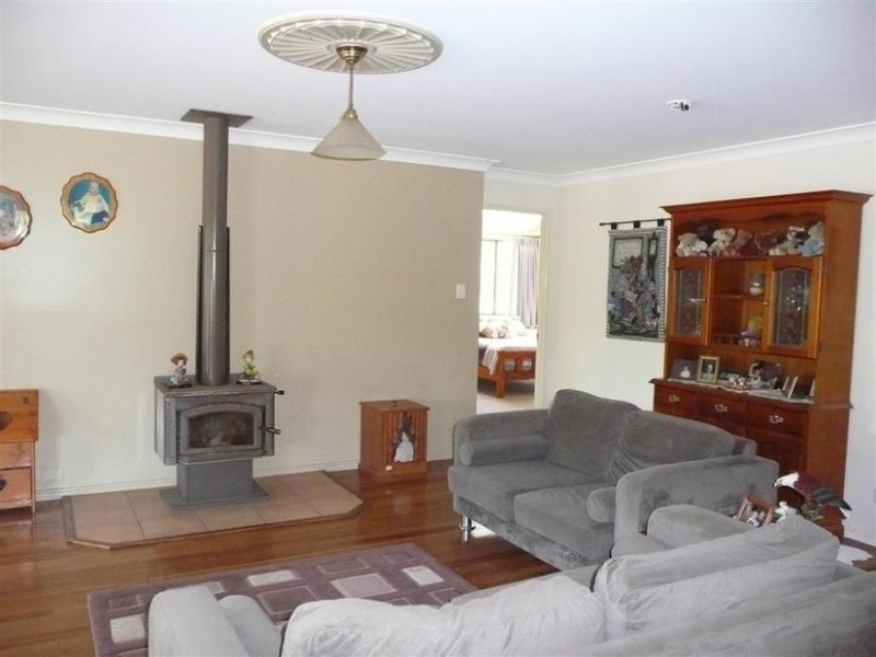 39 Woolleys Road, Glass House Mountains QLD 4518