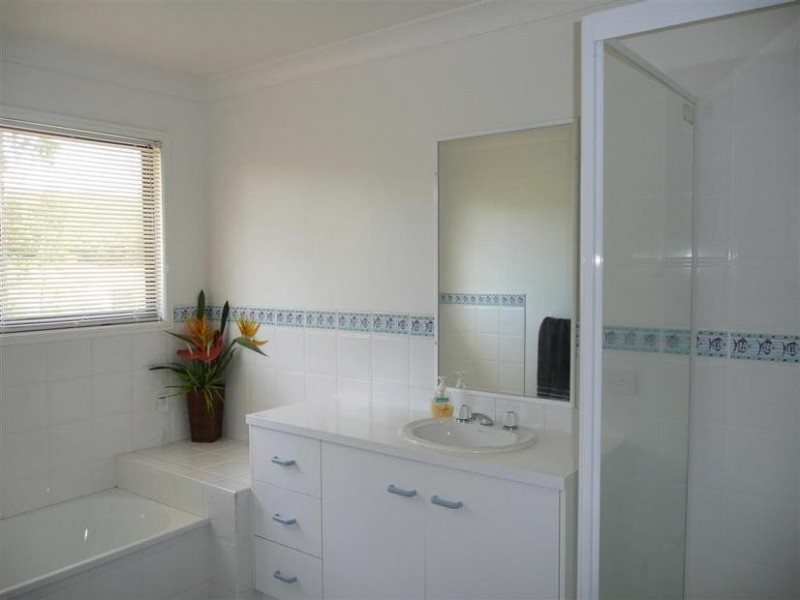 39 Woolleys Road, Glass House Mountains QLD 4518