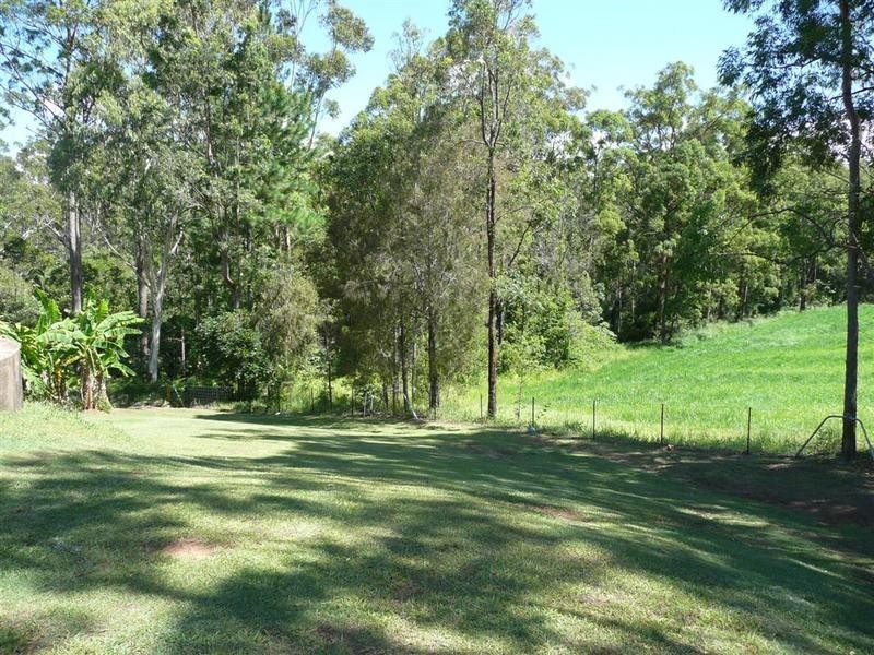 39 Woolleys Road, Glass House Mountains QLD 4518