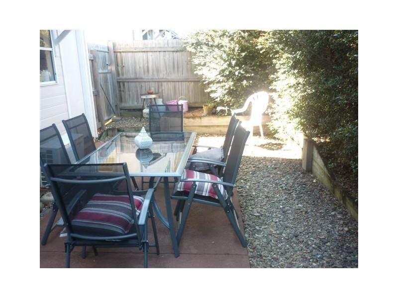 2/2A North Street, Beerwah QLD 4519