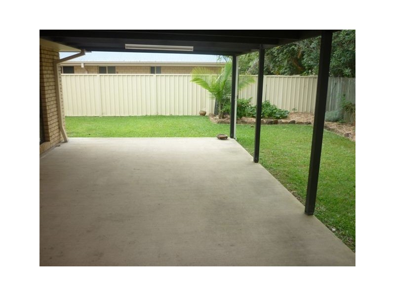 8 Tutt Court, Landsborough QLD 4550
