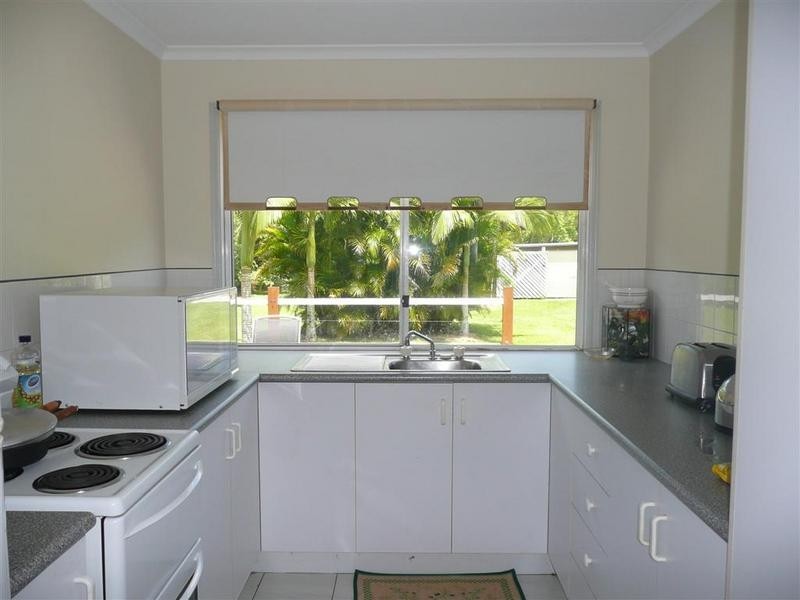 138 Hardwood Road, Landsborough QLD 4550