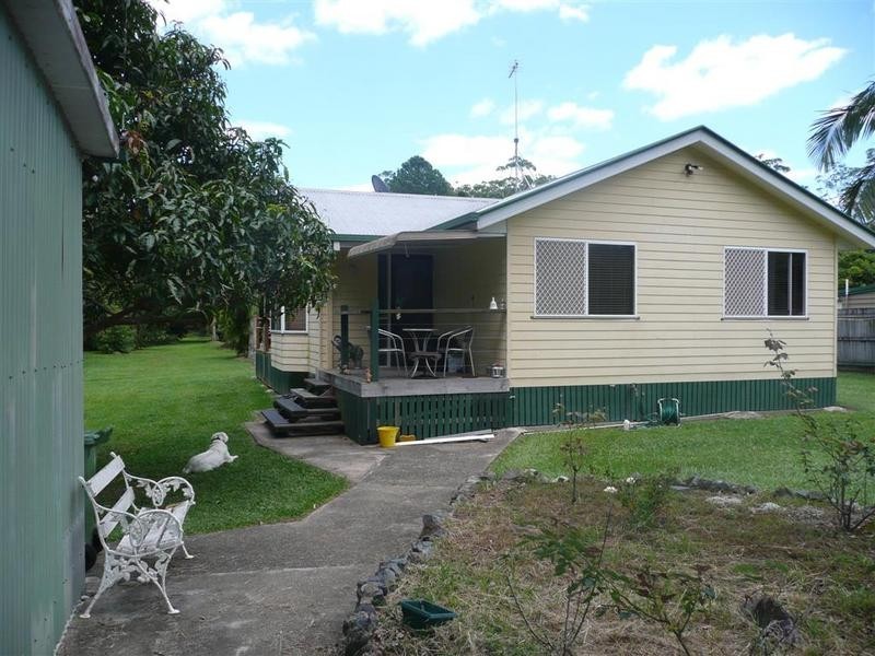 138 Hardwood Road, Landsborough QLD 4550