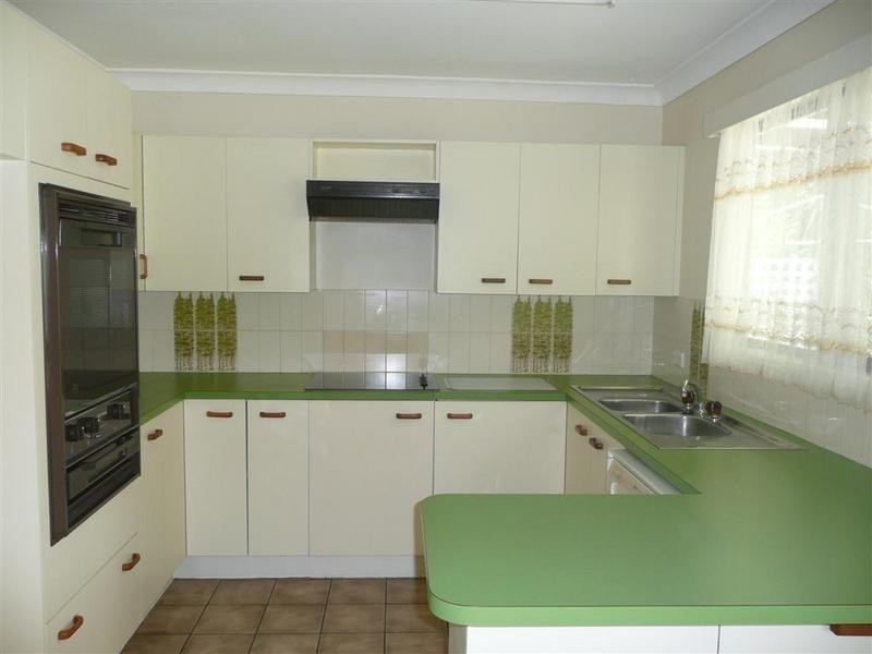 6 Illing Court, Landsborough QLD 4550