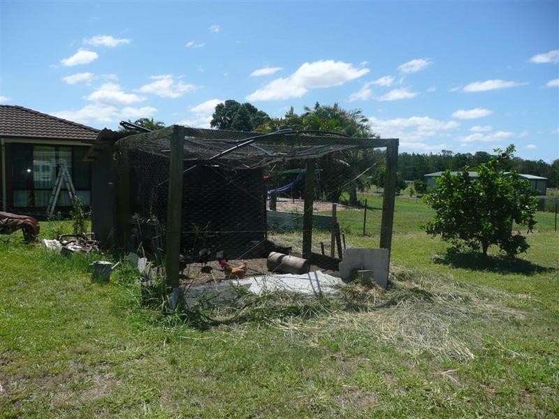 7 Spanner Road, Glass House Mountains QLD 4518