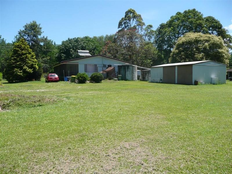 7 Spanner Road, Glass House Mountains QLD 4518