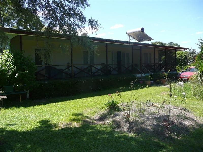 7 Spanner Road, Glass House Mountains QLD 4518