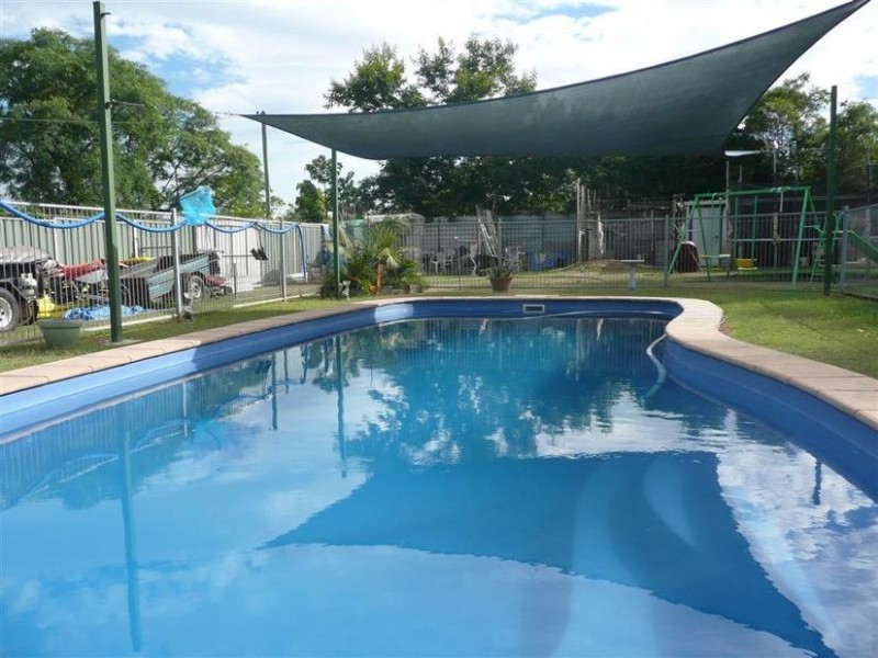 18 Bowen Road, Glass House Mountains QLD 4518