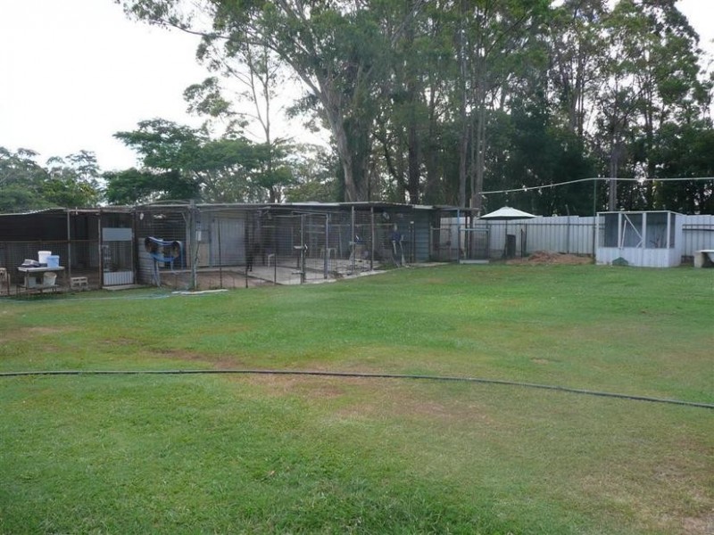 18 Bowen Road, Glass House Mountains QLD 4518