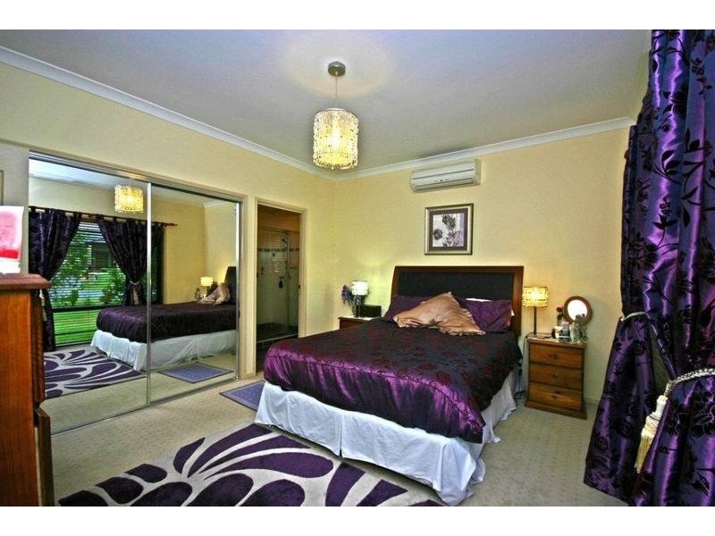 18 Smerdon Way, Glass House Mountains QLD 4518