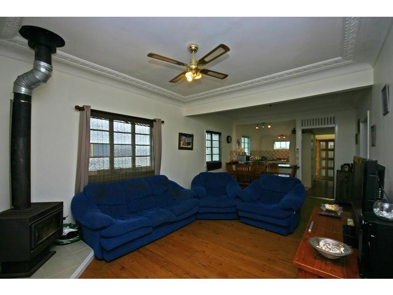 10 Mellum Street, Landsborough QLD 4550