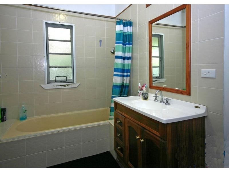 10 Mellum Street, Landsborough QLD 4550