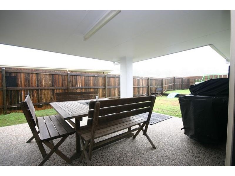 2 Lapwing Circuit, Beerwah QLD 4519
