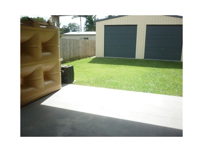 11 Laurel Street, Beerwah QLD 4519