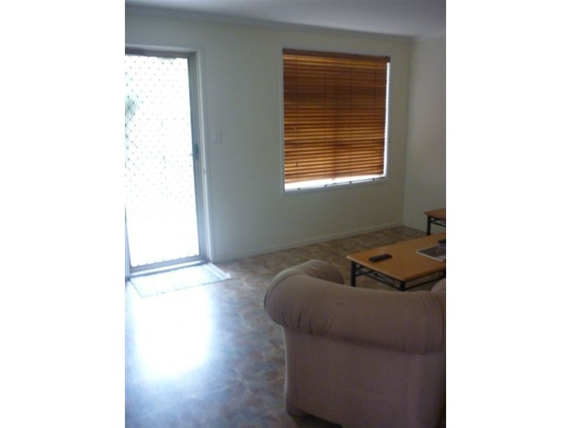 11 Laurel Street, Beerwah QLD 4519