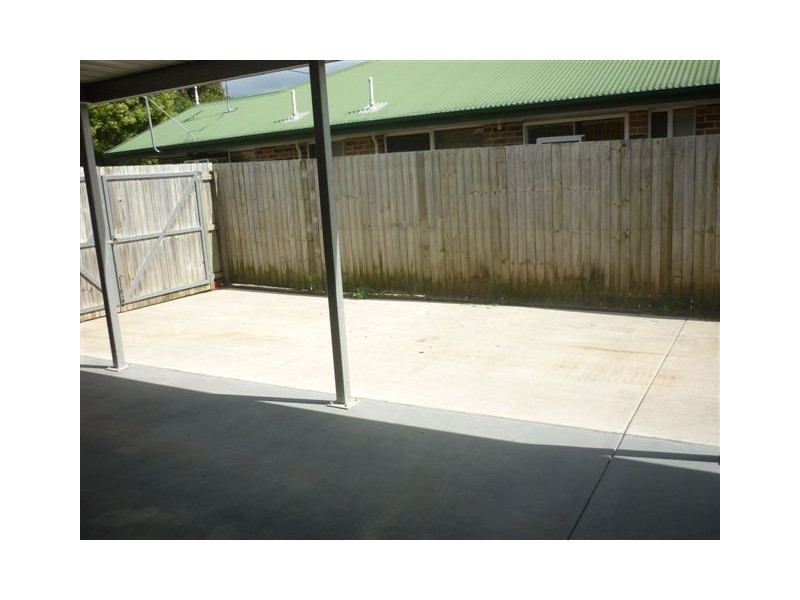 11 Laurel Street, Beerwah QLD 4519