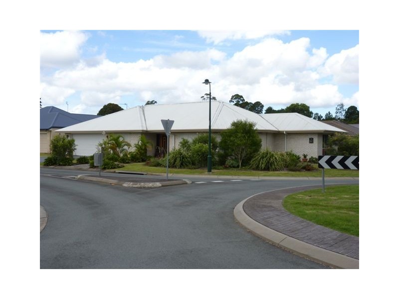 21 Parkside Drive, Beerwah QLD 4519