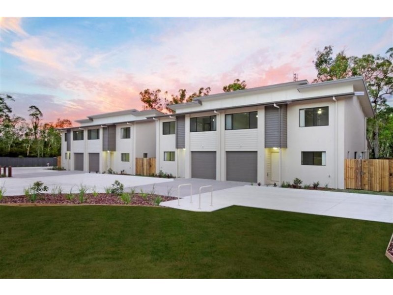 1 & 2/22 Coastal Ave, Beerwah QLD 4519