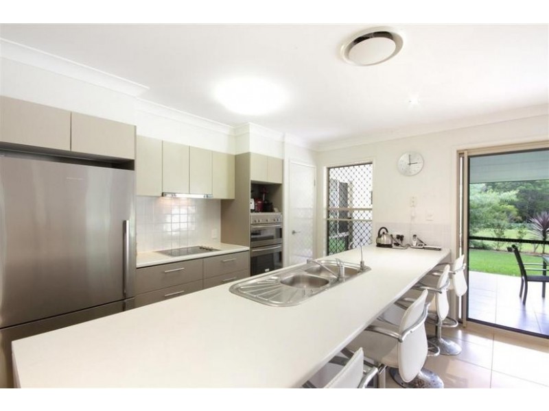 12 Sunbury Drive, Peachester QLD 4519