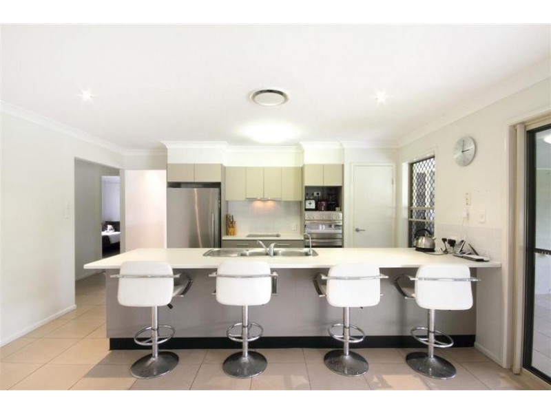 12 Sunbury Drive, Peachester QLD 4519