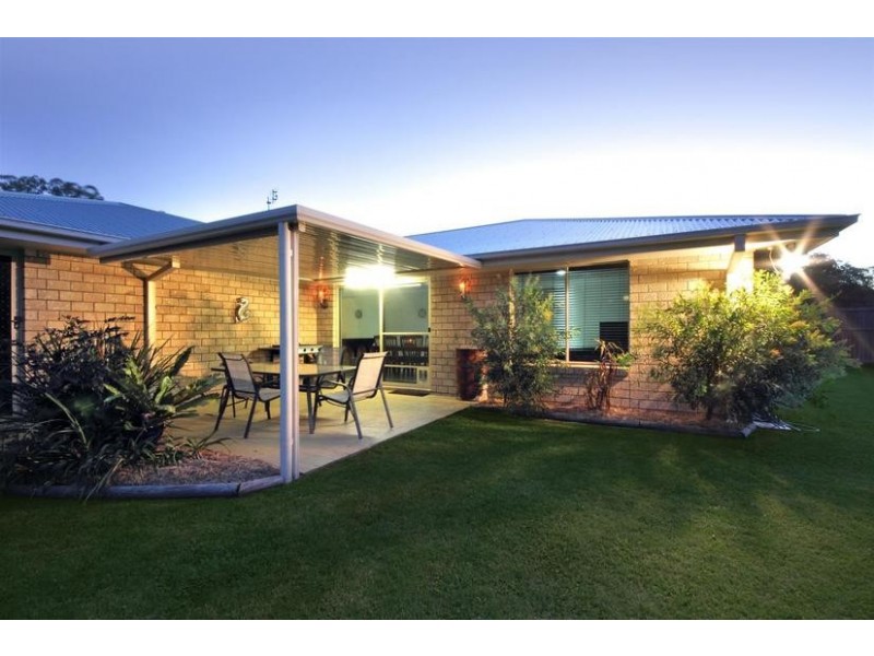 11 Dawn Court, Landsborough QLD 4550
