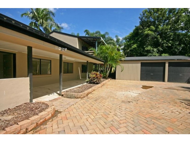 19 Crittenden Road, Glass House Mountains QLD 4518