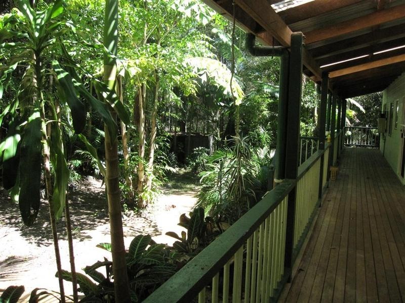 134 Storrs Road, Peachester QLD 4519