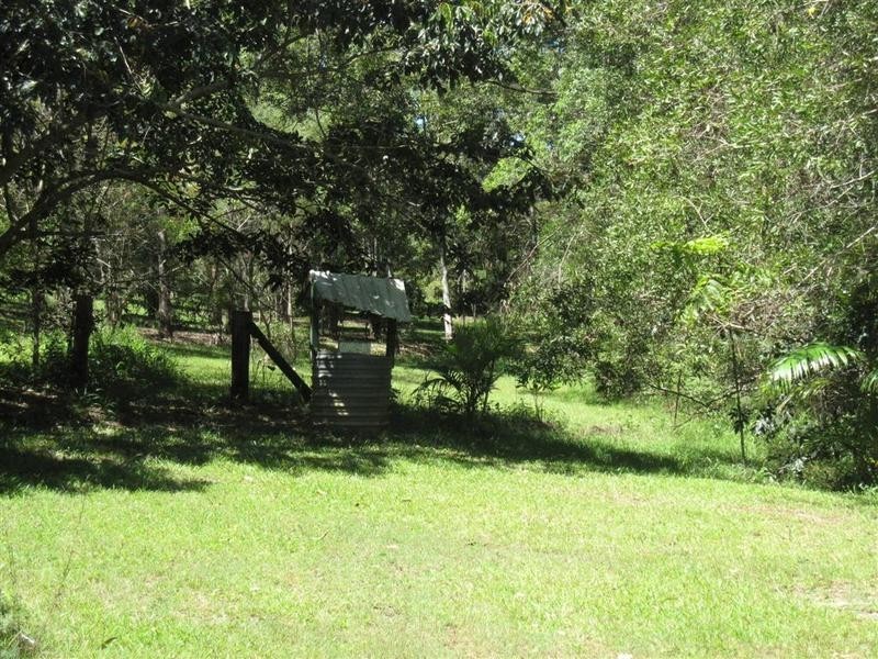 134 Storrs Road, Peachester QLD 4519