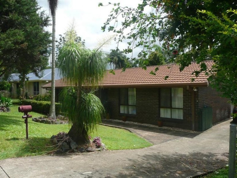 9 Ruwa Drive, Glass House Mountains QLD 4518