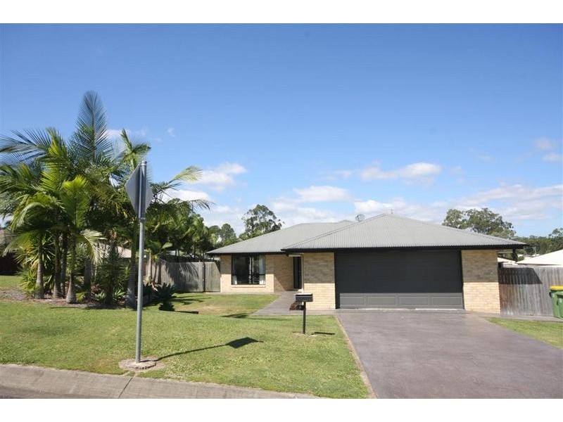 9 Coolamon Cres, Beerwah QLD 4519