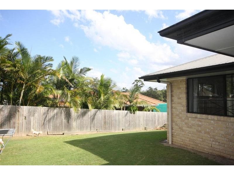 9 Coolamon Cres, Beerwah QLD 4519