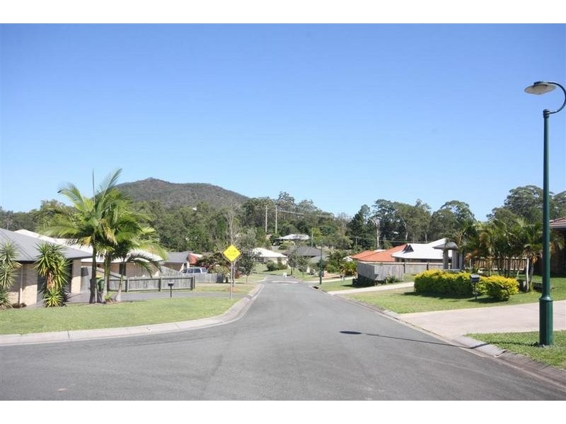 9 Coolamon Cres, Beerwah QLD 4519