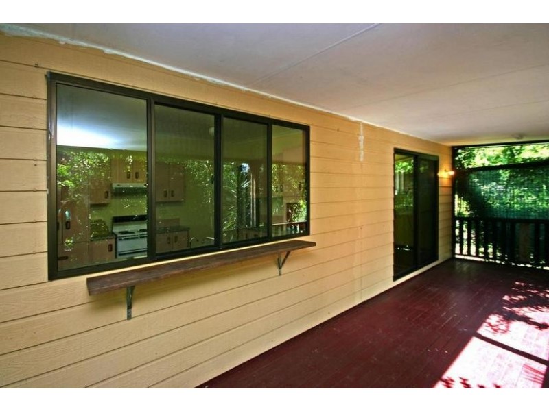 6 Sidha Avenue, Glass House Mountains QLD 4518