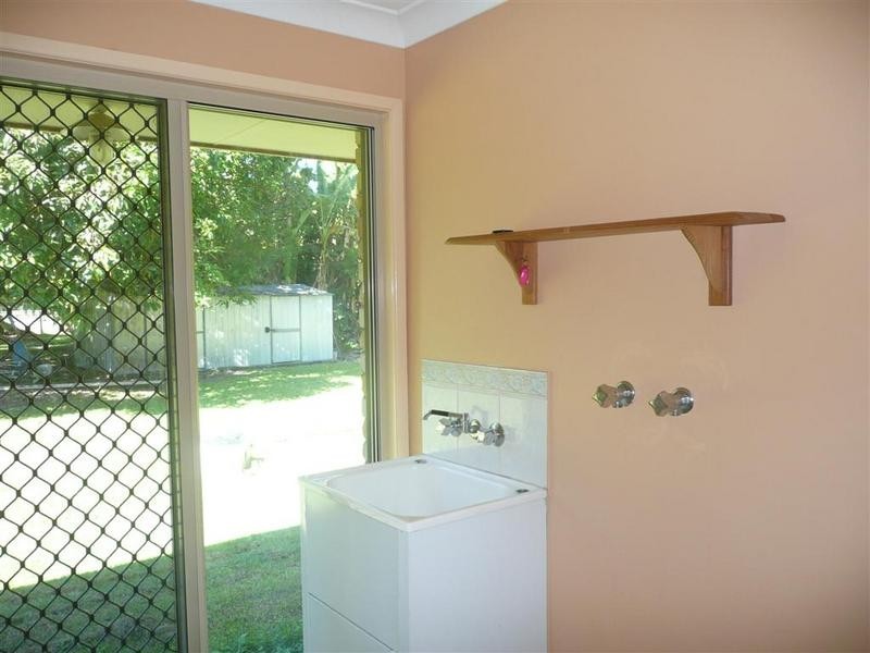 5 Alfs Pinch Road, Beerwah QLD 4519