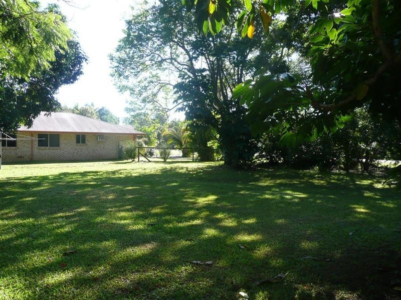 5 Alfs Pinch Road, Beerwah QLD 4519