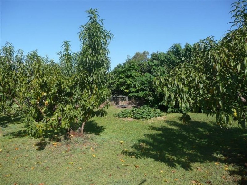 23 Clearview Drive, Glass House Mountains QLD 4518
