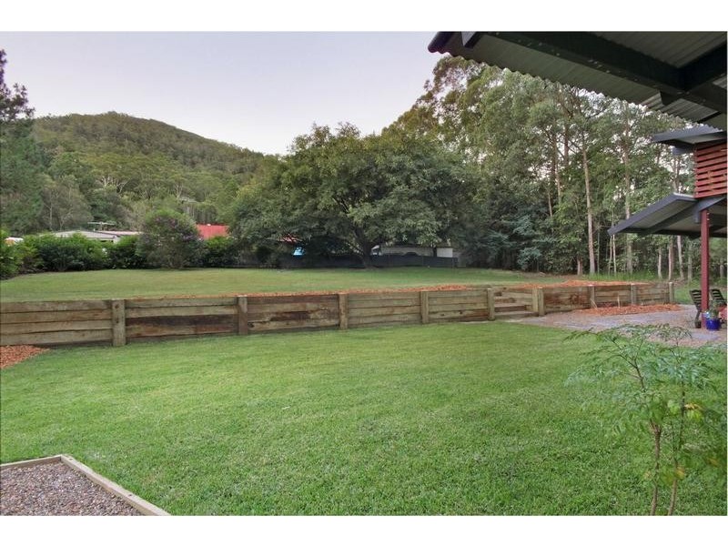 85 Lindeman Road, Beerwah QLD 4519