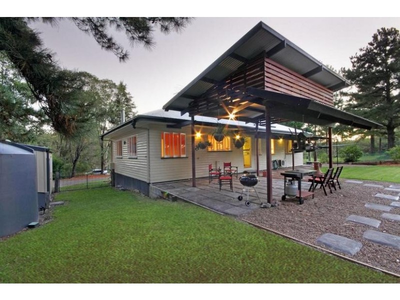 85 Lindeman Road, Beerwah QLD 4519