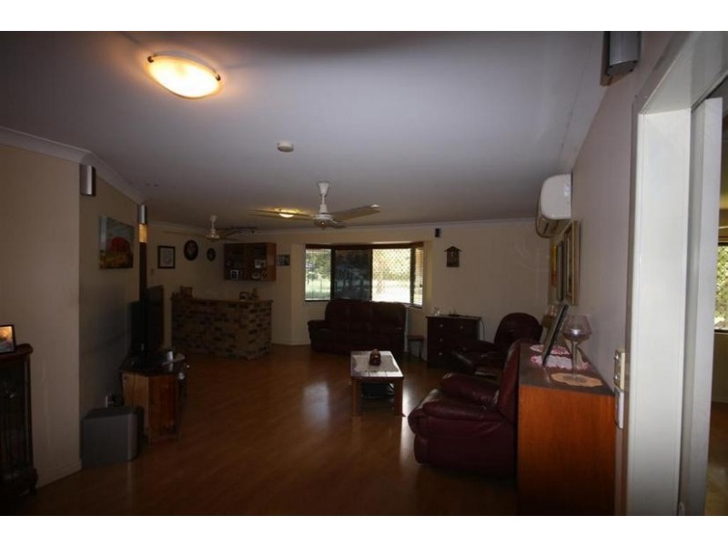 27 Cabrera Crescent, Beerwah QLD 4519