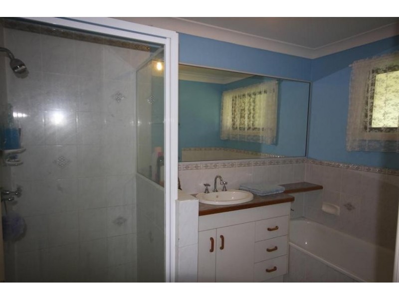 27 Cabrera Crescent, Beerwah QLD 4519