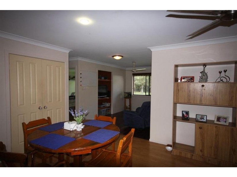 27 Cabrera Crescent, Beerwah QLD 4519