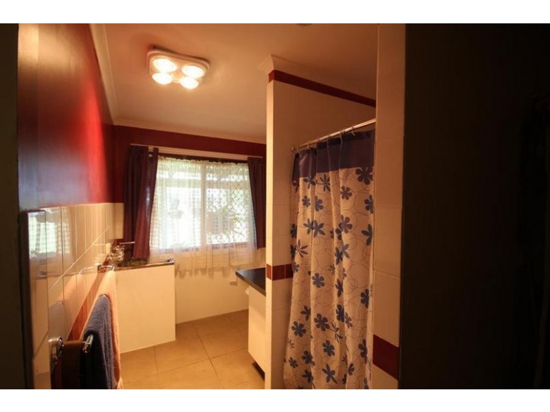 27 Cabrera Crescent, Beerwah QLD 4519