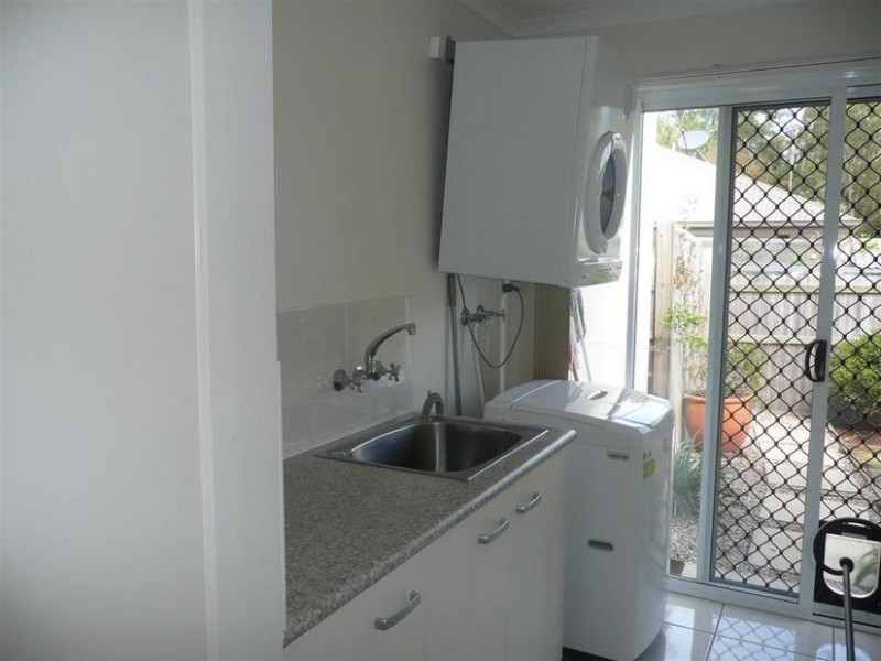 16 Flinders Avenue, Beerwah QLD 4519