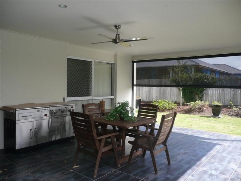 16 Flinders Avenue, Beerwah QLD 4519