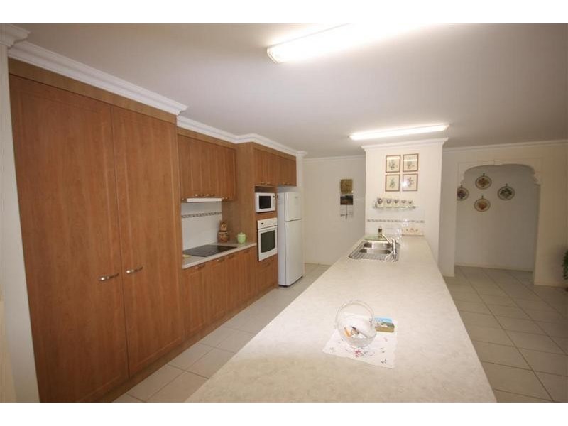 7 Coolamon Cres, Beerwah QLD 4519