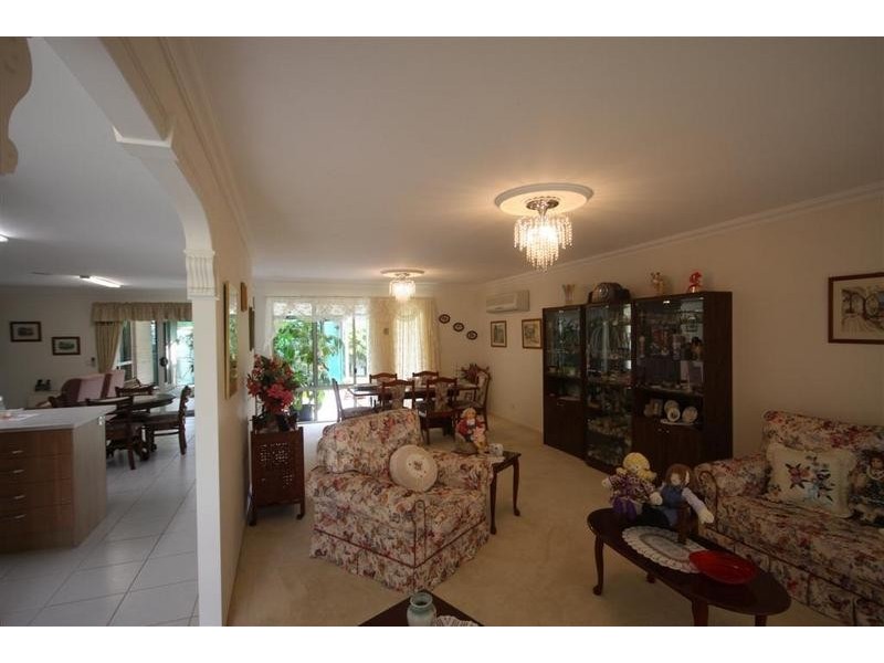 7 Coolamon Cres, Beerwah QLD 4519