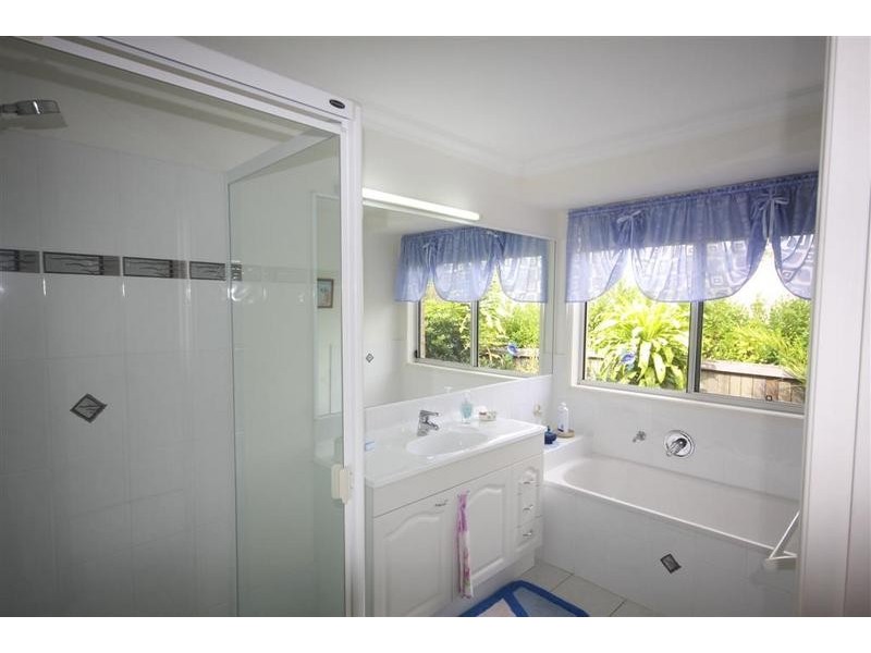 7 Coolamon Cres, Beerwah QLD 4519