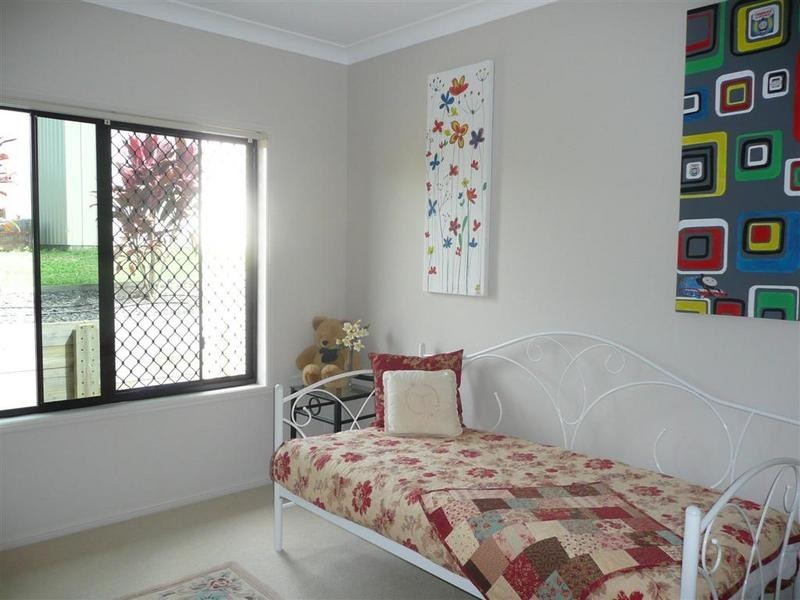 1 Hillcrest Court, Beerwah QLD 4519